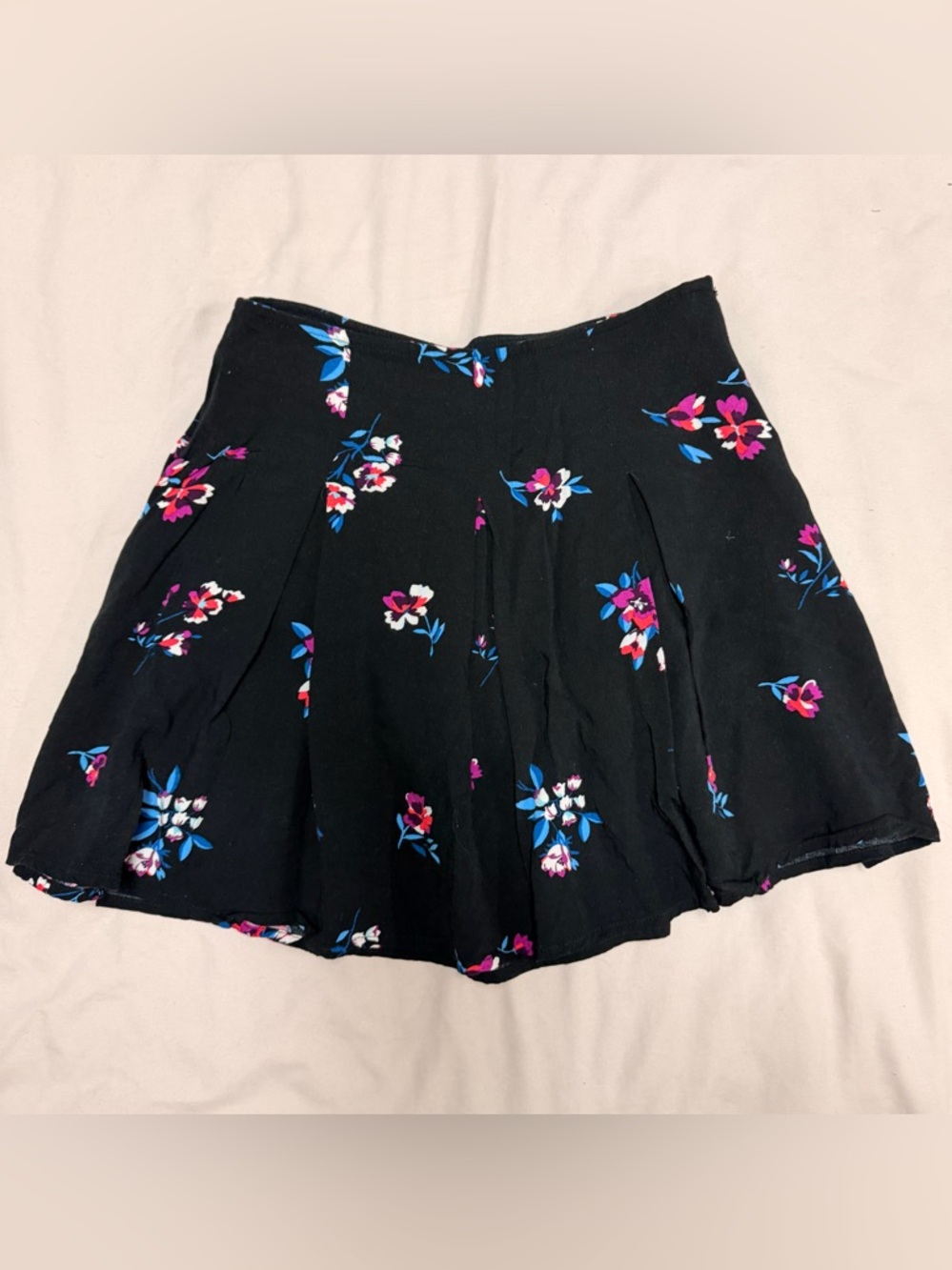 3/$20 🌺 F21 Floral Circle Skirt